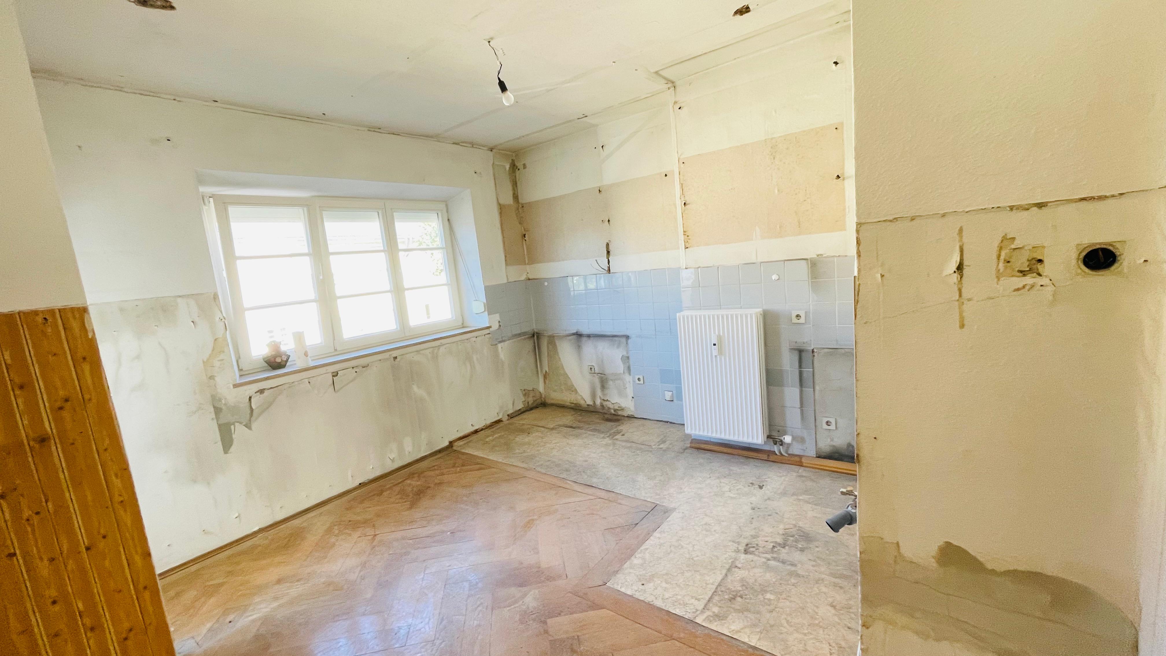 Geräumte Küche nach Wohnungsauflösung in München